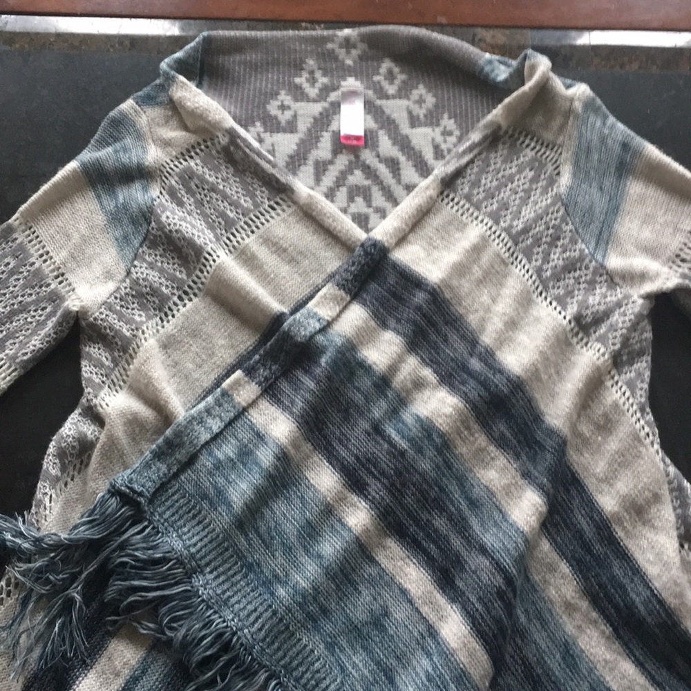 No Boundaries fall wrap sweater